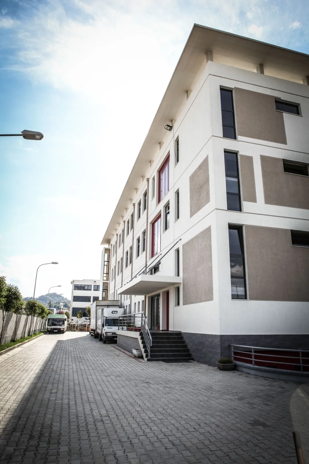 L’edificio industriale e amministrativo KLER